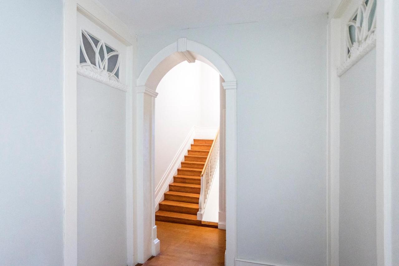 Bonjardim Studio W/ Balcony By Lovelystay Porto Luaran gambar