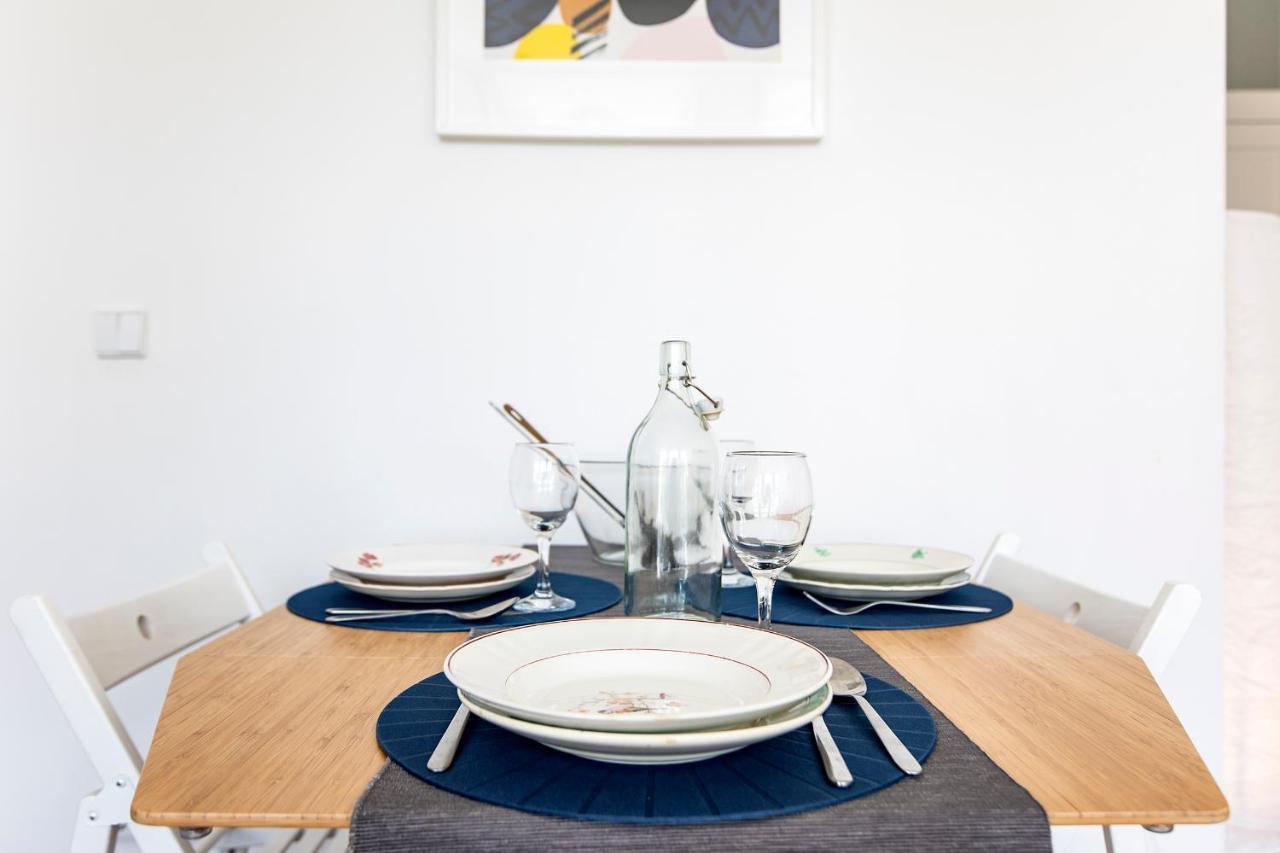Bonjardim Studio W/ Balcony By Lovelystay Porto Luaran gambar